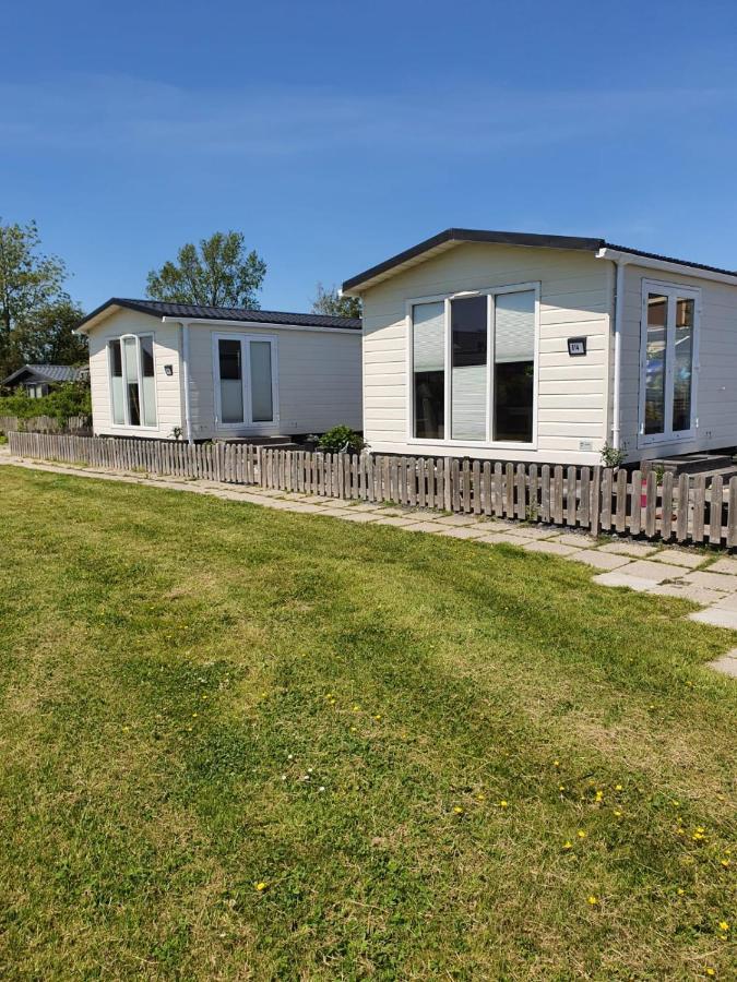 Holidays In Dirkshorn Exterior foto
